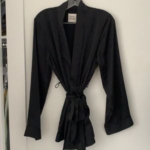 Aritzia Black Flowy Komono Silk Top